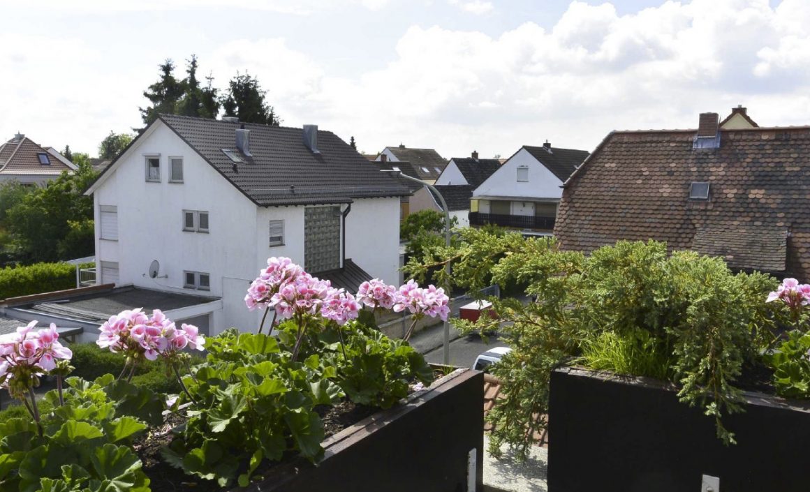 Altrip / Tolle 4-Zimmer-Maisonette-Wohnung mit Galerie im Herzen von Altrip