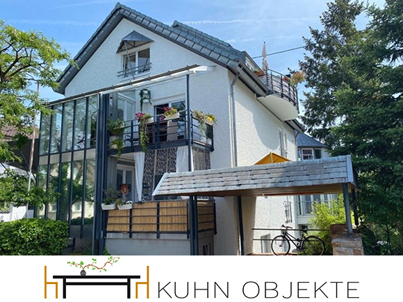 872/ Hochwertig renovierte Dachgeschoss-Wohnung mit Balkon / Walldorf