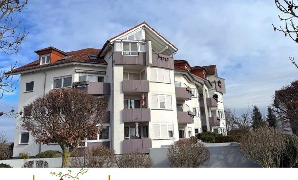 4573 | Attraktive Dachgeschosswohnung mit Kamin, Loggia & zwei Stellplätzen | Limburgerhof